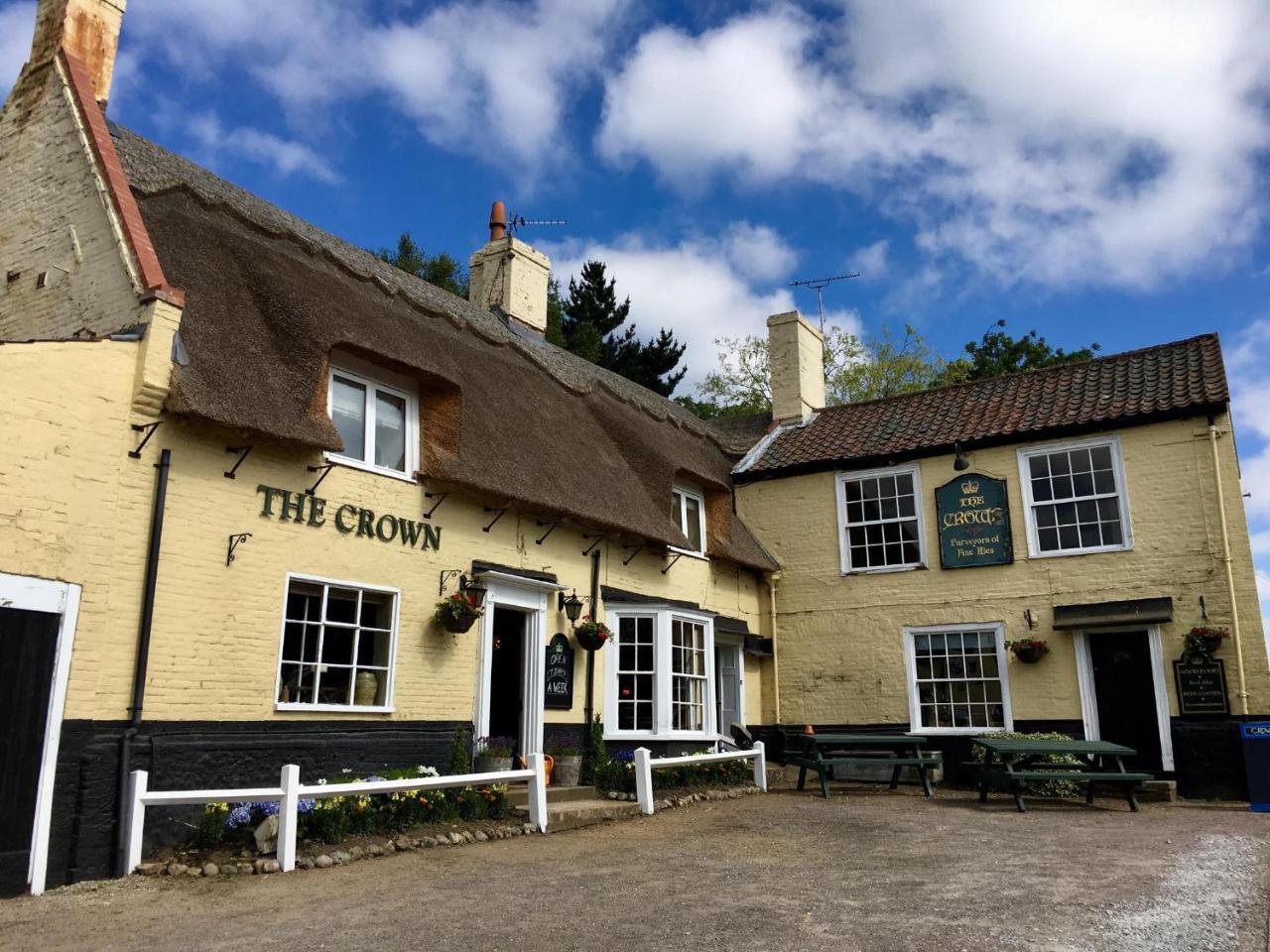 Smallburgh The Crown Inn المظهر الخارجي الصورة
